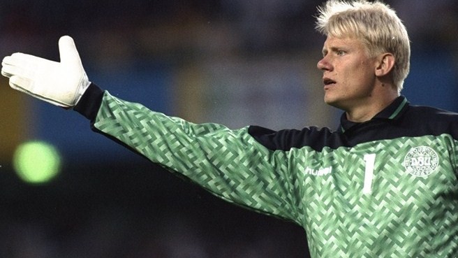 Thủ môn huyền thoại Peter Schmeichel đã có một giải đấu khó quên.